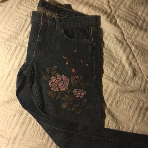 🌸🌸CALVIN KLEIN JEANS 🌸🌸 - Picture 1 of 4